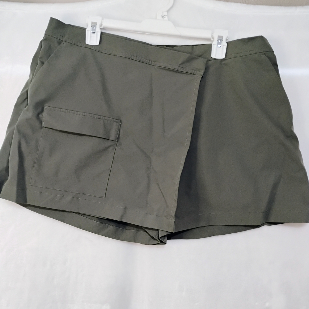 Avia Olive Green Cargo Skort